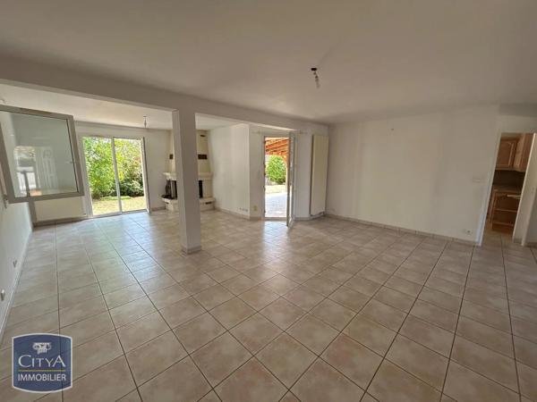 Maison à louer 7 pièces 151.64m² Ruffey-lès-Echirey (21490)