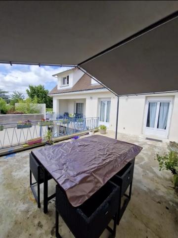Châtellerault - 289 m2, 3 appartements... ou une grande mais