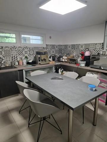 Châtellerault - 289 m2, 3 appartements... ou une grande mais
