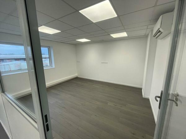 A LOUER BUREAU DE 43 m² AU ESSARTS EN BOCAGE