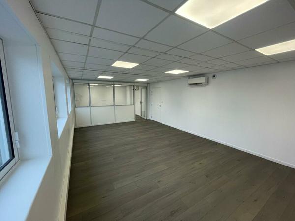A LOUER BUREAU DE 43 m² AU ESSARTS EN BOCAGE