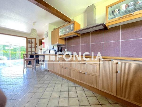 À vendre Maison 7 pièces 240 m² - Saint-lubin-des-joncherets 28350