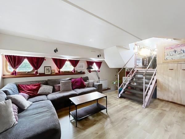 Péniche habitation - île de la Barthelasse - Avignon