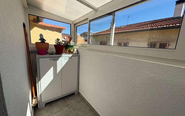 Appartement à vendre    3 pièces • 43 m2 Nice