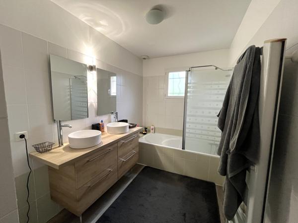 Location Maison90,43 m² - 4 Pièces - NEGREPELISSE (82800)