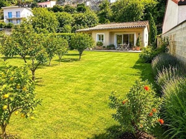 Vente / Terrain constructible à Foix (09000)