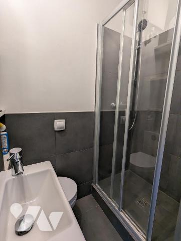 À vendre – Studio avec vue sur Notre-Dame de Paris