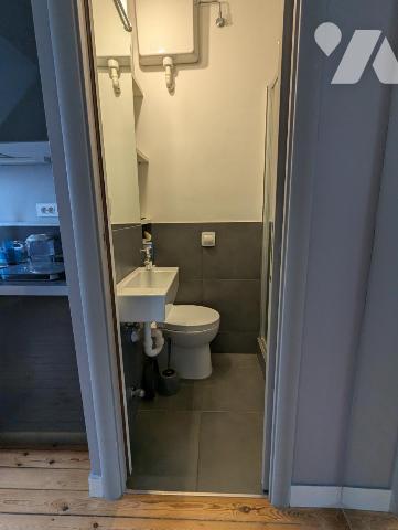 À vendre – Studio avec vue sur Notre-Dame de Paris