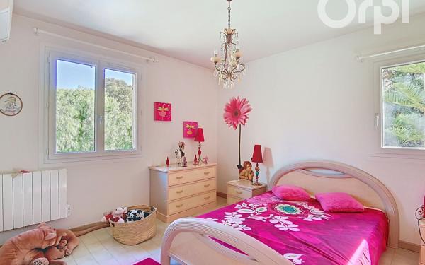 Maison à vendre    6 pièces •  Toulon