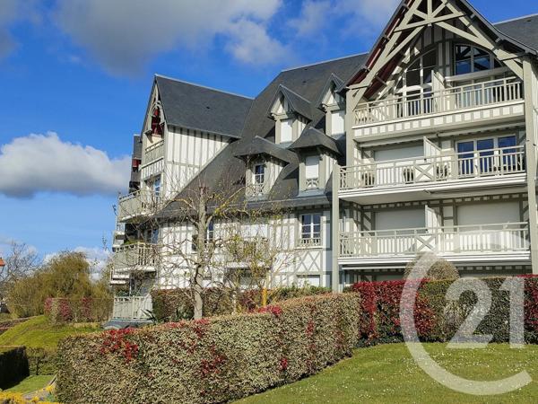Appartement F3 à vendre  3 pièces - 65 m 2   DEAUVILLE  - 14