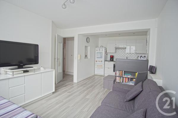 Appartement F2 à vendre  2 pièces - 44,88 m2 CHOISY LE ROI - 94