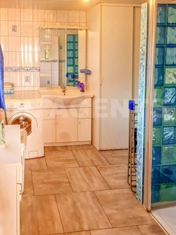 Propriété familiale avec grandes dépendances