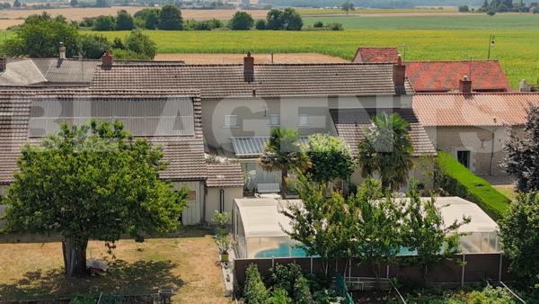 Propriété familiale avec grandes dépendances