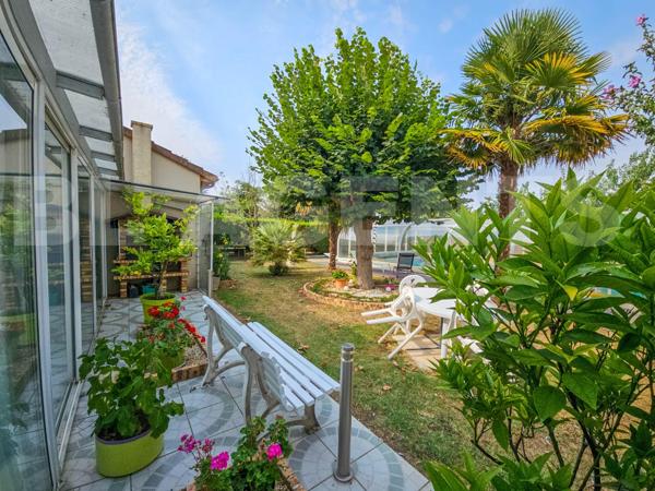 Propriété familiale avec grandes dépendances