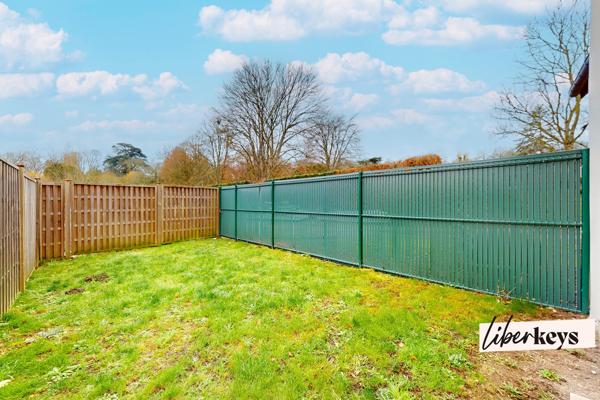 Proche Thoiry – Maison de village type triplex + 2 jardins + 2 parkings