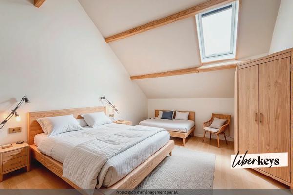 Proche Thoiry – Maison de village type triplex + 2 jardins + 2 parkings