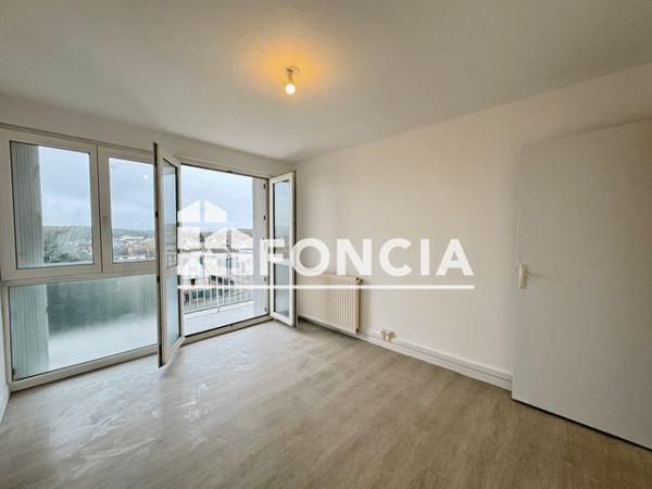 Location Appartement 3 pièces 61.4 m² - St Etienne Du Rouvray 76800