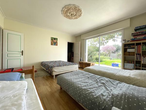 Châtelaillon centre, 212 m2 sur une parcelle de 1638m2