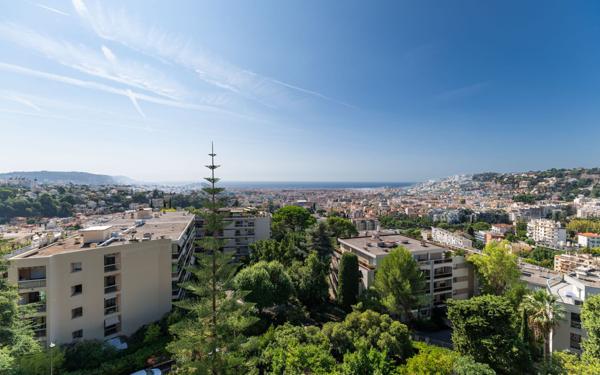 Appartement à vendre    4 pièces • 136,38 m2 Nice