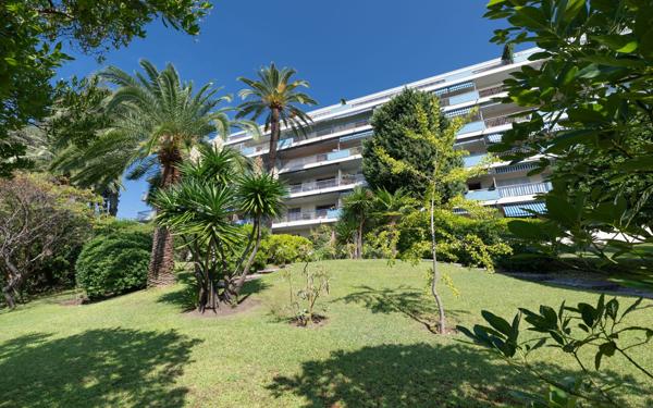 Appartement à vendre    4 pièces • 136,38 m2 Nice