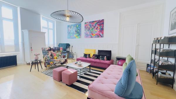 LA ROCHELLE APPARTEMENT 156m2 JARDIN PISCINE