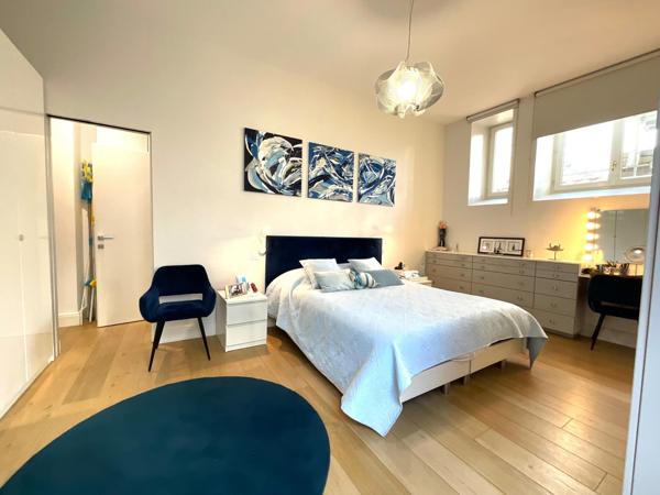 LA ROCHELLE APPARTEMENT 156m2 JARDIN PISCINE