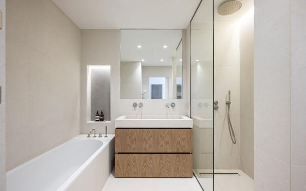 Maison à vendre    5 pièces •  Nice