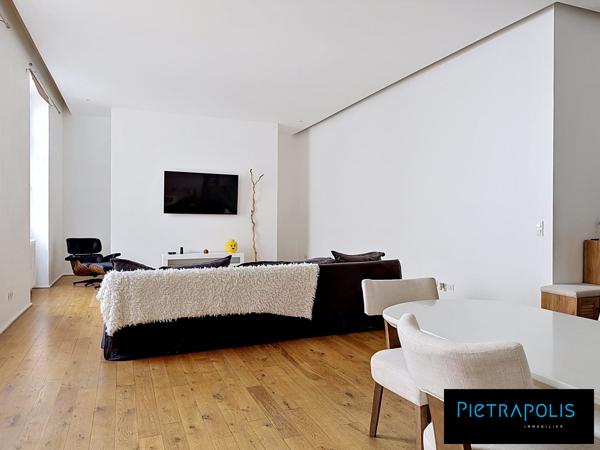 PLACE BELLECOUR - MAGNIFIQUE APPARTEMENT FAMILIAL