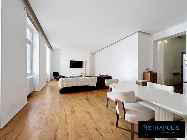 PLACE BELLECOUR - MAGNIFIQUE APPARTEMENT FAMILIAL