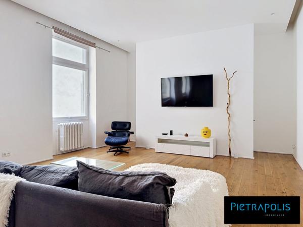 PLACE BELLECOUR - MAGNIFIQUE APPARTEMENT FAMILIAL
