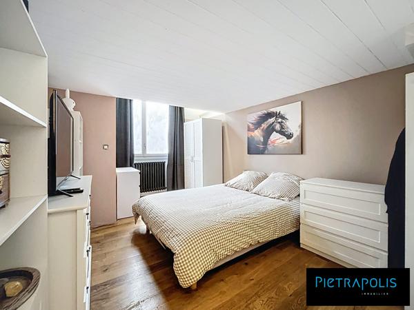 PLACE BELLECOUR - MAGNIFIQUE APPARTEMENT FAMILIAL