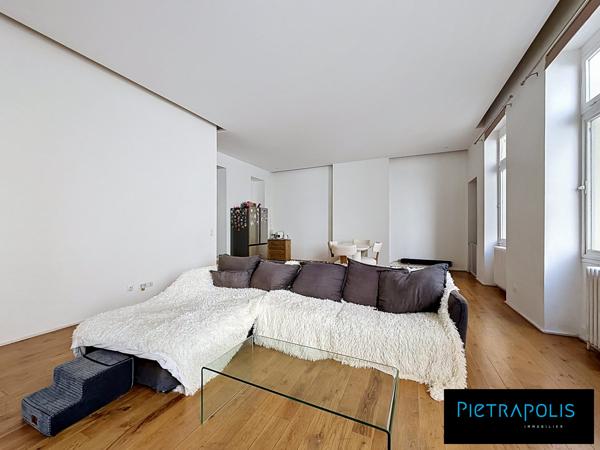 PLACE BELLECOUR - MAGNIFIQUE APPARTEMENT FAMILIAL