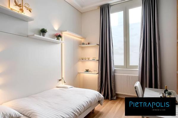 PLACE BELLECOUR - MAGNIFIQUE APPARTEMENT FAMILIAL