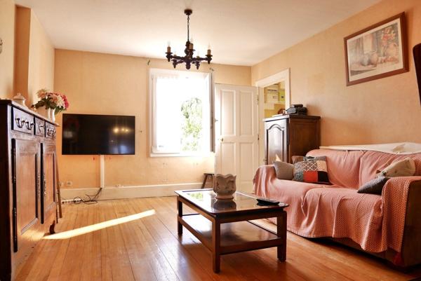 MAISON SUR 6,62 ARES DE TERRAIN