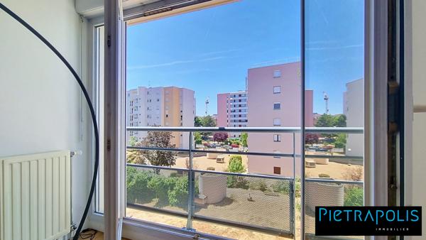 T4 de 83m² en parfait état au calme proche Part Dieu