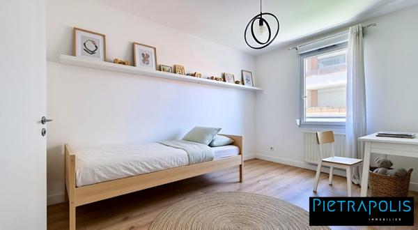 T4 de 83m² en parfait état au calme proche Part Dieu
