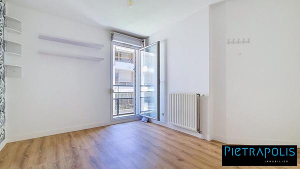 T4 de 83m² en parfait état au calme proche Part Dieu