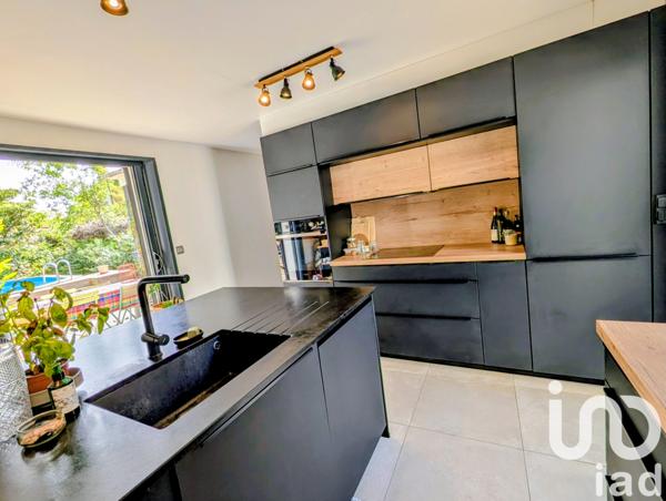 Maison à vendre 7 pièces 164 m² Sorgues