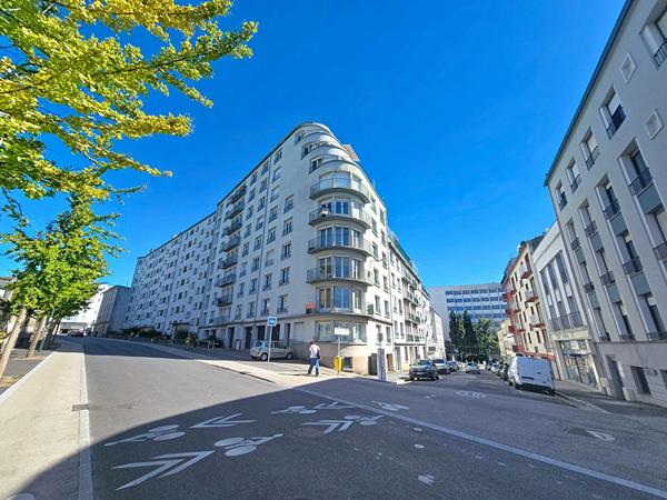 Appartement T6 avec ascenseur