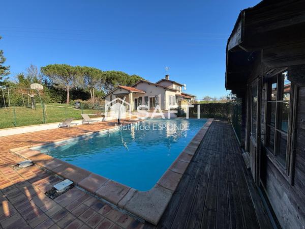 Maison de campagne avec piscine et garage