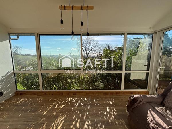 Maison de campagne avec piscine et garage