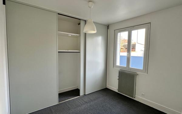 Appartement à vendre    3 pièces •  Le Raincy