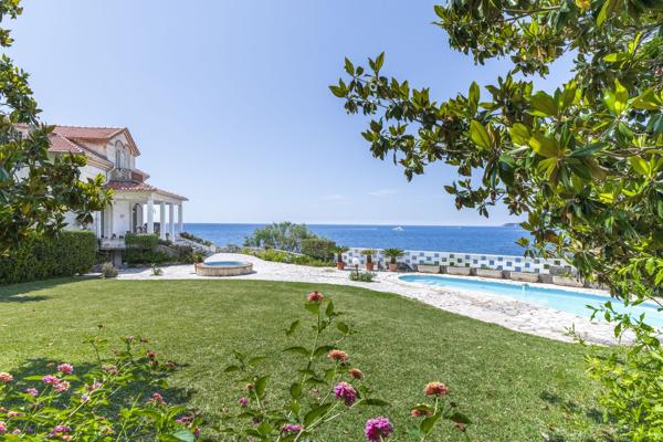 Vente Maison de maître Cap-d'Ail 12 Pièces 390 m²