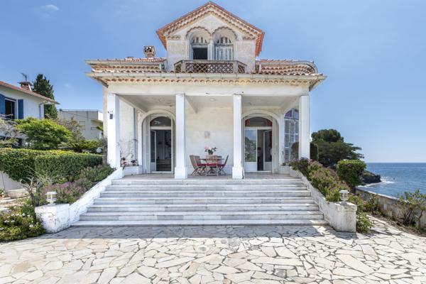 Vente Maison de maître Cap-d'Ail 12 Pièces 390 m²