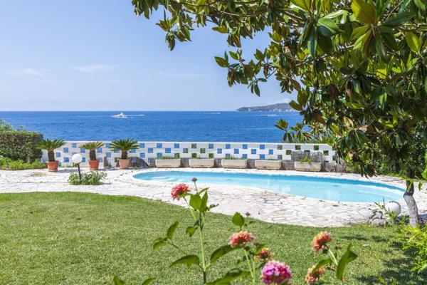 Vente Maison de maître Cap-d'Ail 12 Pièces 390 m²