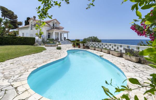 Vente Maison de maître Cap-d'Ail 12 Pièces 390 m²