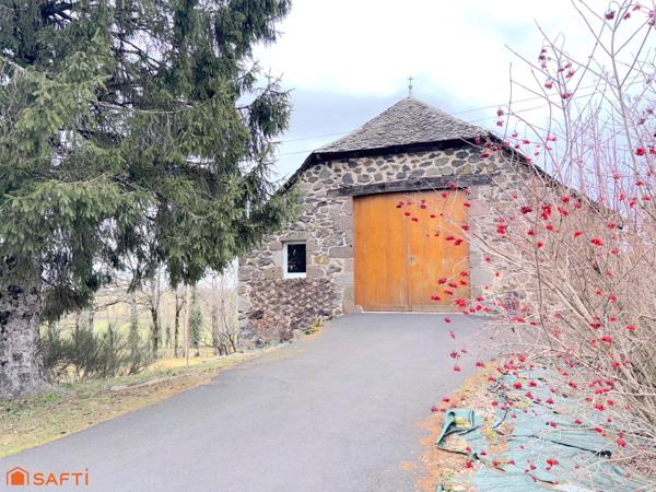 Magnifique maison avec grange et vaste terrain