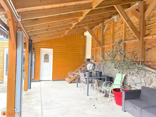 Magnifique maison avec grange et vaste terrain