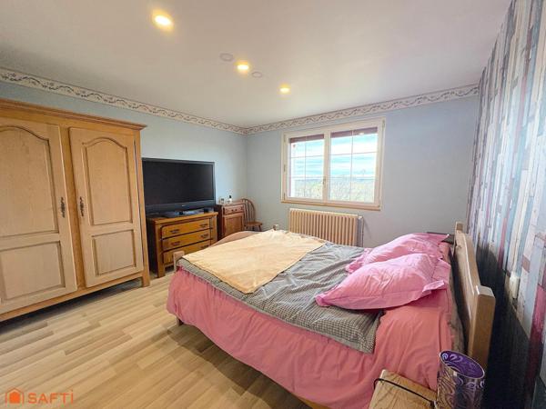 Magnifique maison avec grange et vaste terrain