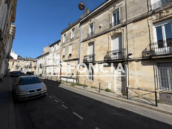 Location Appartement 2 pièces 44.9 m² - 10 RUE SAINT JEAN Bordeaux 33000